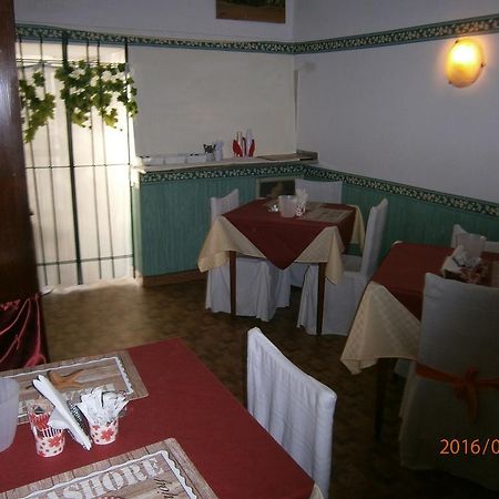 Albergo Il Cantuccio Bolano Exterior photo