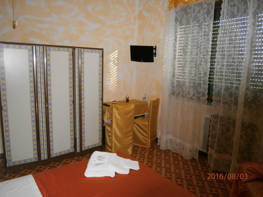 Albergo Il Cantuccio Bolano Exterior photo